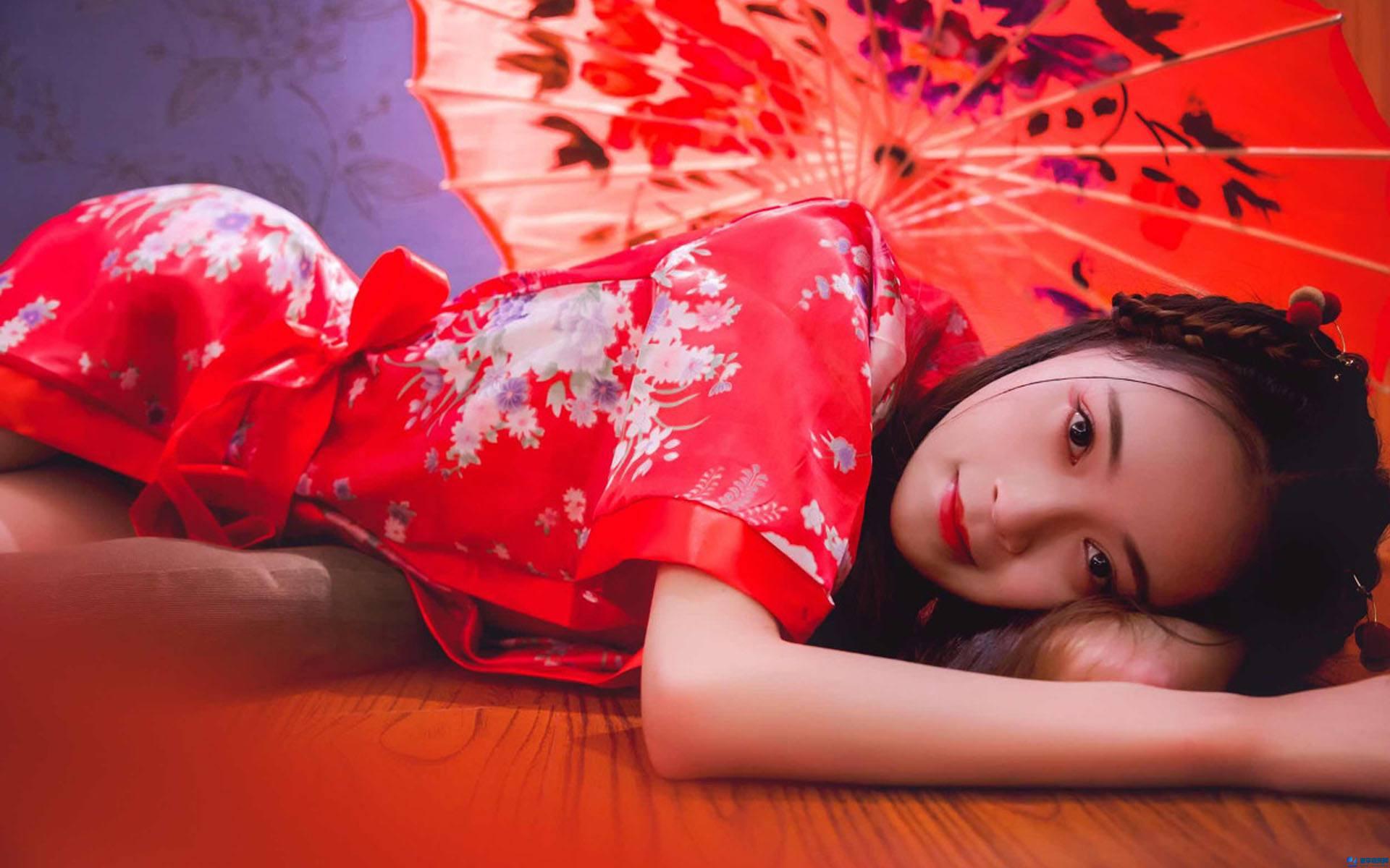 喜歡秋天跟戀愛一樣，早晚都涼...