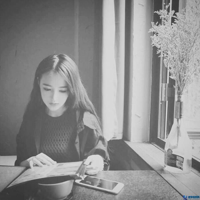 經(jīng)典愛(ài)情語(yǔ)錄:最怕一生未見(jiàn)愛(ài)情,卻騙自己婚姻真好...